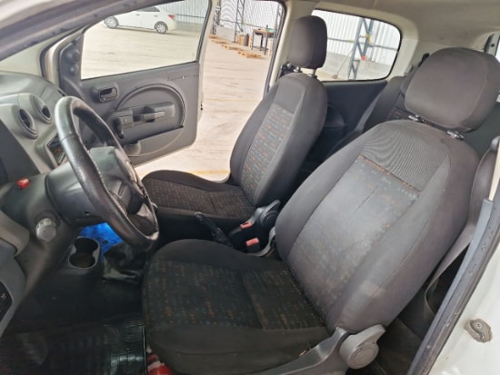 Fiat Uno VIVACE 1.0 2014 2014 Gas/Alc Sem Chaves