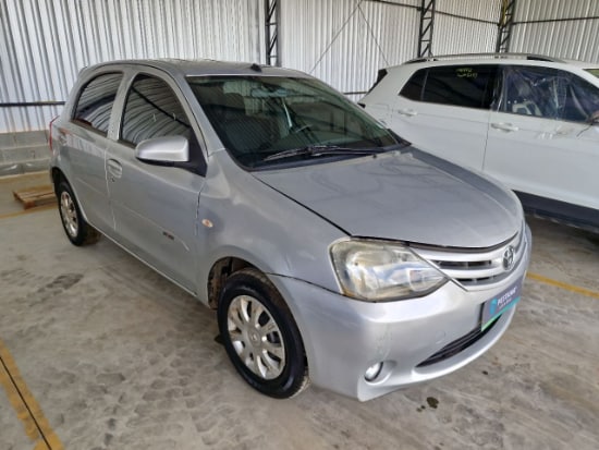 Toyota Etios HB X 13L MT 2016 2017 Gas/Alc