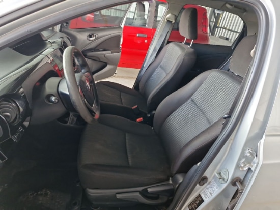 Toyota Etios HB X 13L MT 2016 2017 Gas/Alc