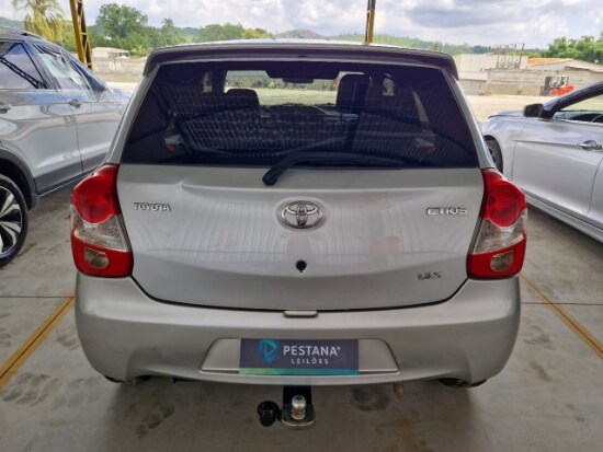 Toyota Etios HB X 13L MT 2016 2017 Gas/Alc