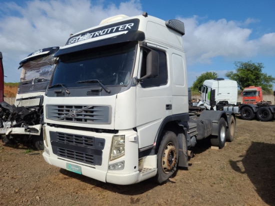 Volvo FM 370 6X2T 2011 2011 Diesel