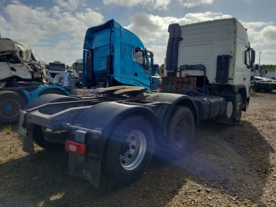 Volvo FM 370 6X2T 2011 2011 Diesel