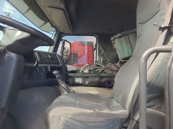 Volvo FM 370 6X2T 2011 2011 Diesel