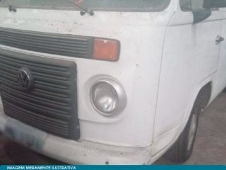 Carro Volkswagen Kombi - 2009/2010