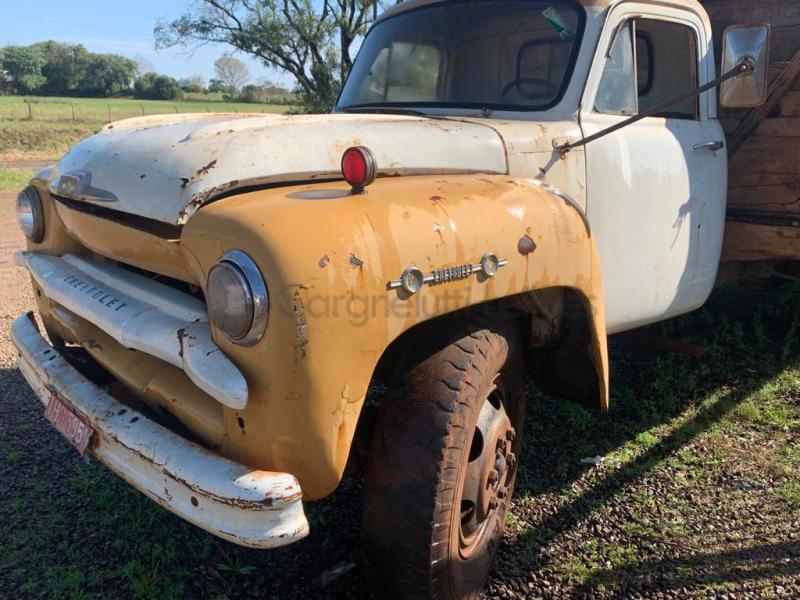 RELÍQUIA - Caminhão GM/Chevrolet C60 - 1962